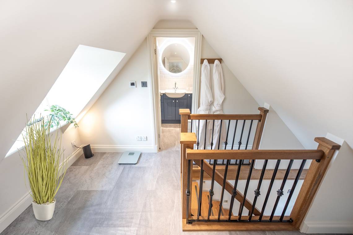 Oak_Room_Attic_2_original