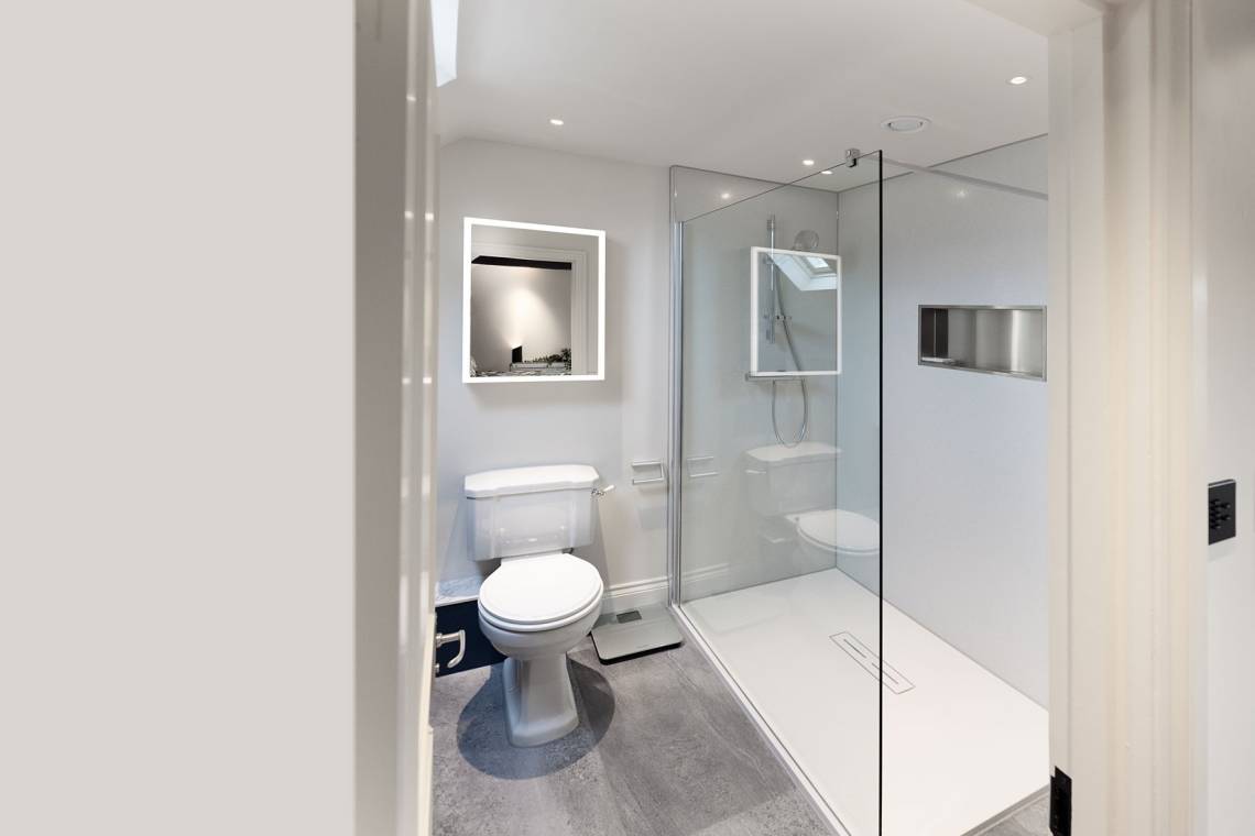 South_Room_Shower_original